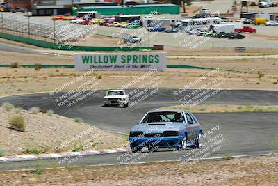 media/May-07-2022-Cobra Owners Club of America (Sat) [[e681d2ddb7]]/White/Session 3 (Turn 3)/